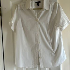 Lands End women’s short sleeve white blouse
